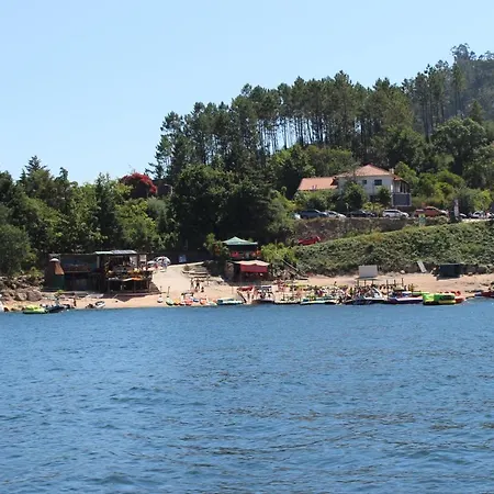 Casa De Casarelhos - Andar De Moradia - Vistas Rio E Montanha - Апартаменты Герес