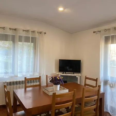 Casa De Casarelhos - Andar De Moradia - Vistas Rio E Montanha - Geres Geres
