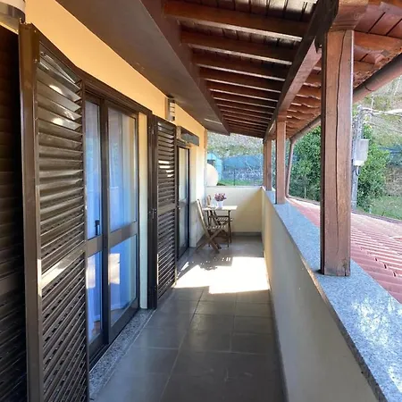 Casa De Casarelhos - Andar De Moradia - Vistas Rio E Montanha - Geres