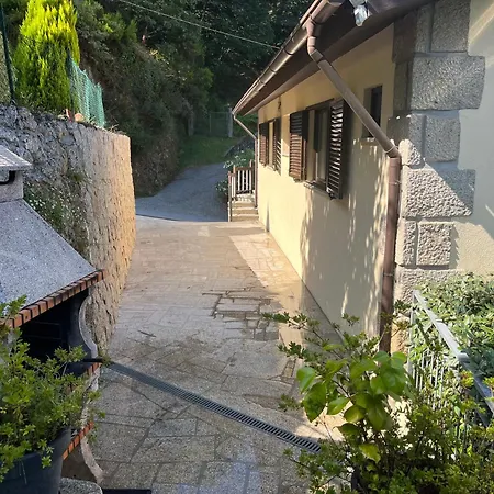 Casa De Casarelhos - Andar De Moradia - Vistas Rio E Montanha - *