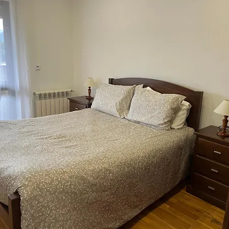 Апартаменты Casa De Casarelhos - Andar De Moradia - Vistas Rio E Montanha - Герес