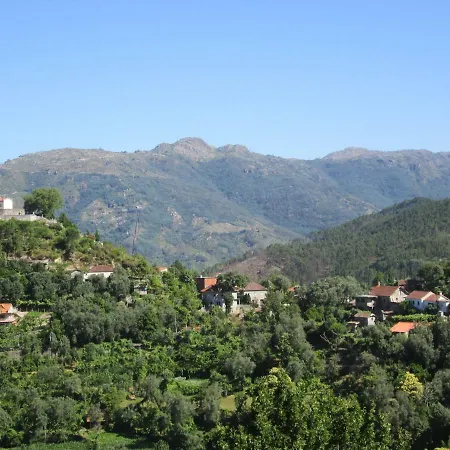 Casa De Casarelhos - Andar De Moradia - Vistas Rio E Montanha - Geres Apartment *