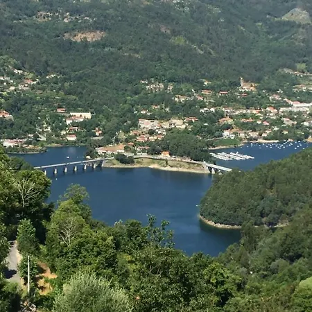 Апартаменты Casa De Casarelhos - Andar De Moradia - Vistas Rio E Montanha -