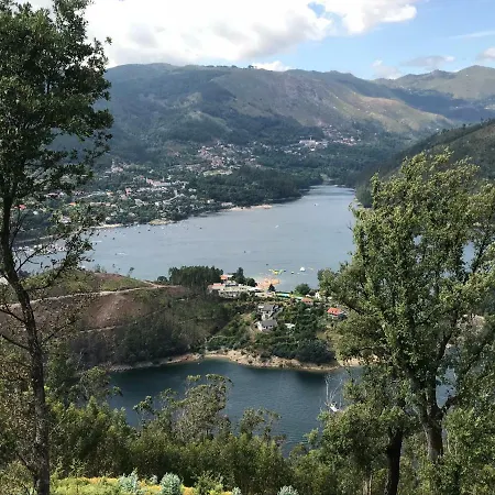 Апартаменты Casa De Casarelhos - Andar De Moradia - Vistas Rio E Montanha - Герес