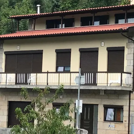 Casa De Casarelhos - Andar De Moradia - Vistas Rio E Montanha - Geres Apartment